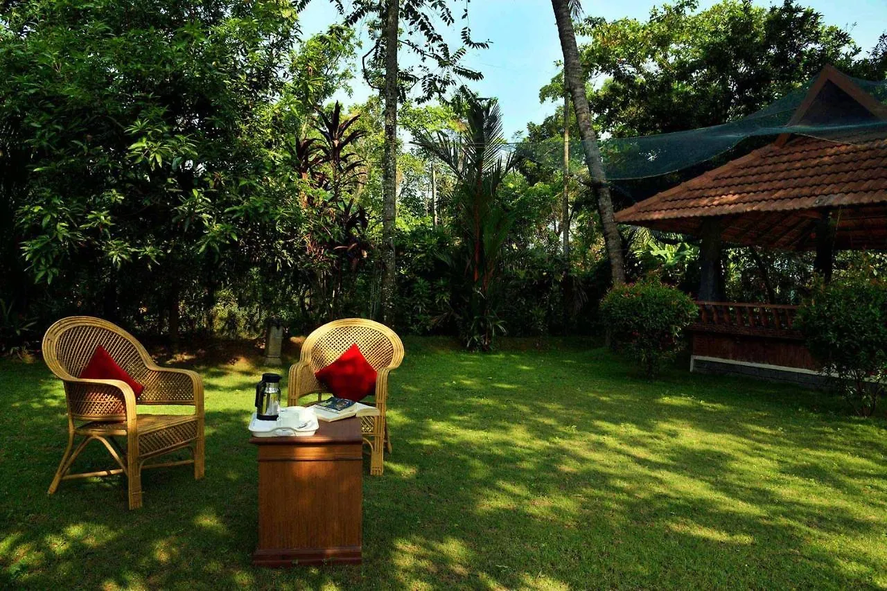 The Backwater Heritage- Comp Breakfast With River View & Lawn By Stayvista Alappuzha Hindistan