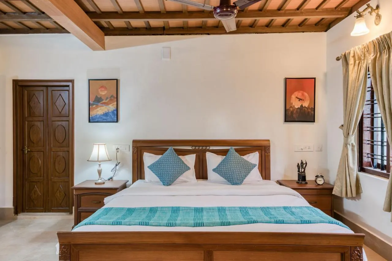 The Backwater Heritage- Comp Breakfast With River View & Lawn By Stayvista Alappuzha 0*,  India
